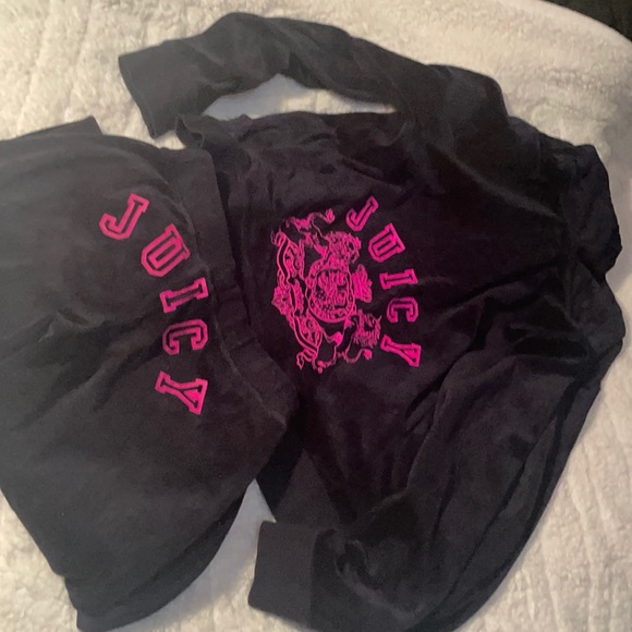 **SOLD** “Vintage” y2k Juicy Couture track jacket - Picture 5 of 5